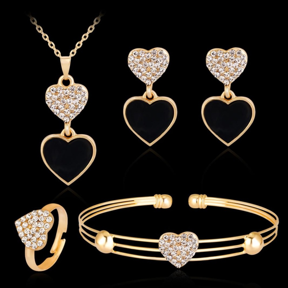 NWT Chic Rhinestone Love Heart Necklace Earrings